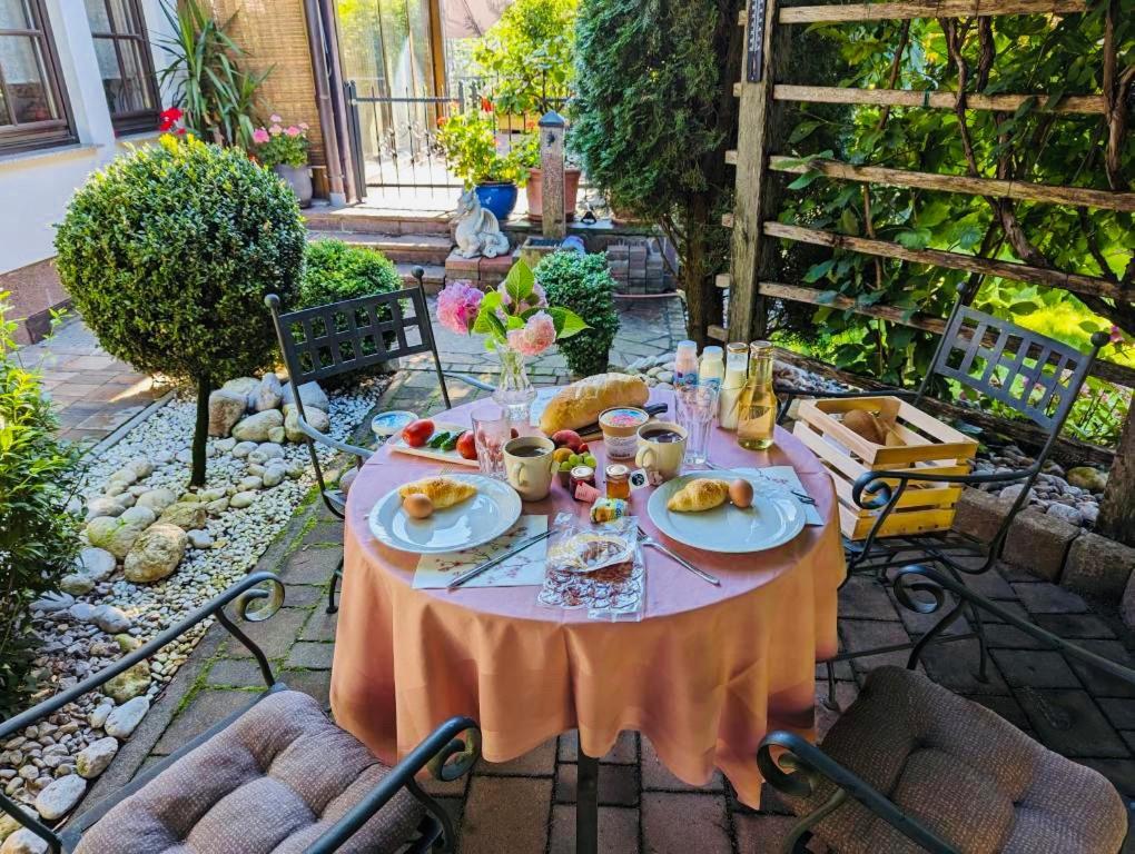 Pleasant Apartments Блед Екстериор снимка